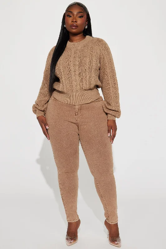 Melissa Cable Knit Cropped Sweater - Khaki