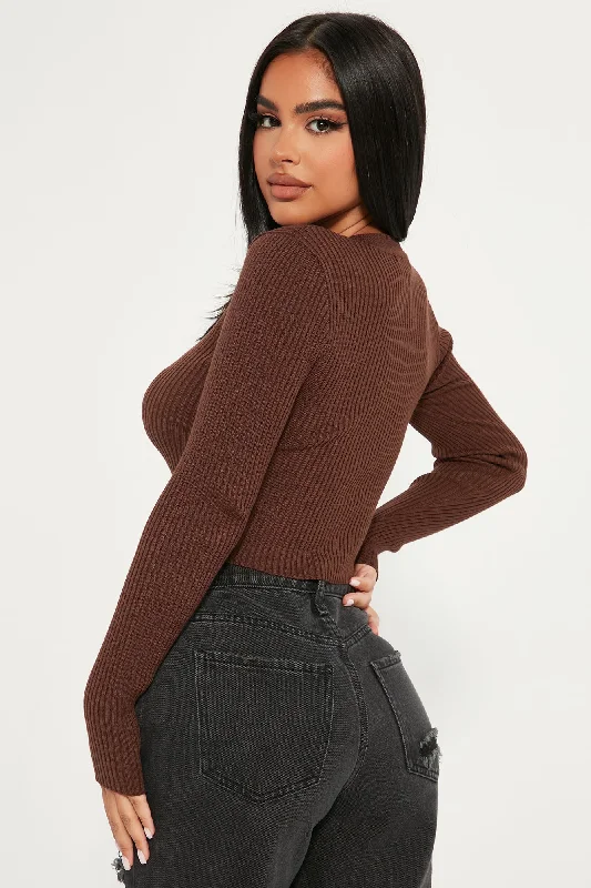 Sheila Ribbed Crop Sweater - Chocolate