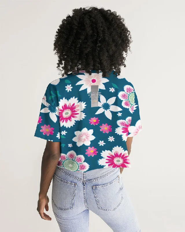 Beautiful floral pattern Women's All-Over Print Lounge Cropped Tee